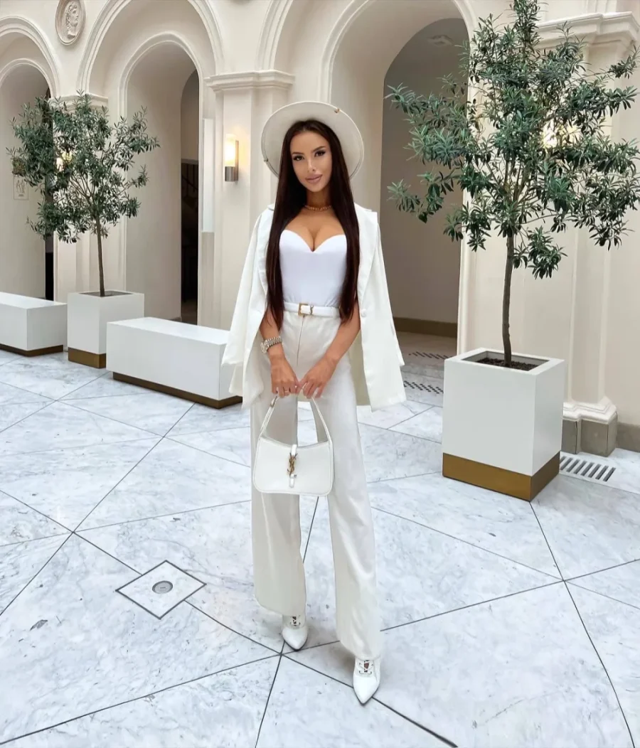 Эвелина, Рост: 174, Возраст: 25, Вес: 53