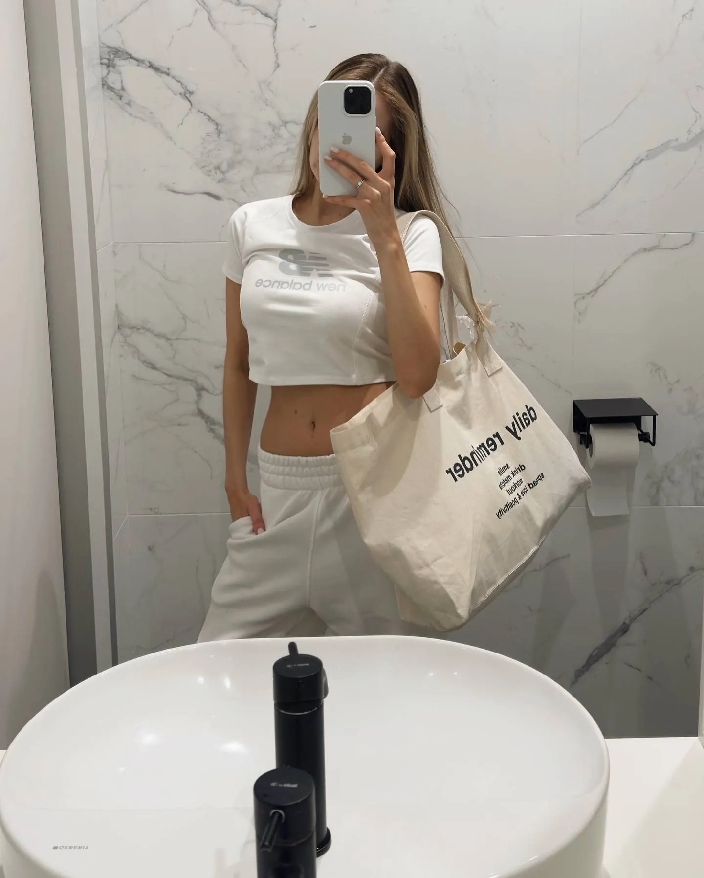 Хелен, Рост: 169, Возраст: 20, Вес: 48