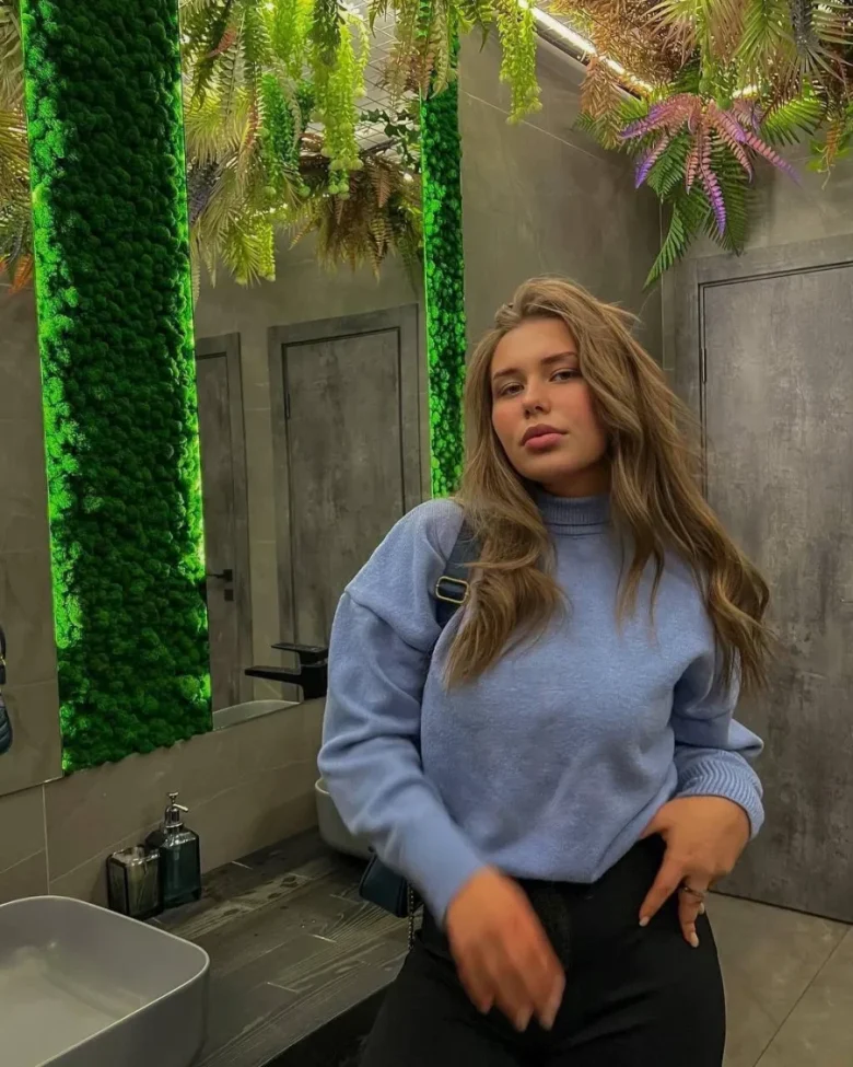 Элеонора, Рост: 170, Возраст: 19, Вес: 52