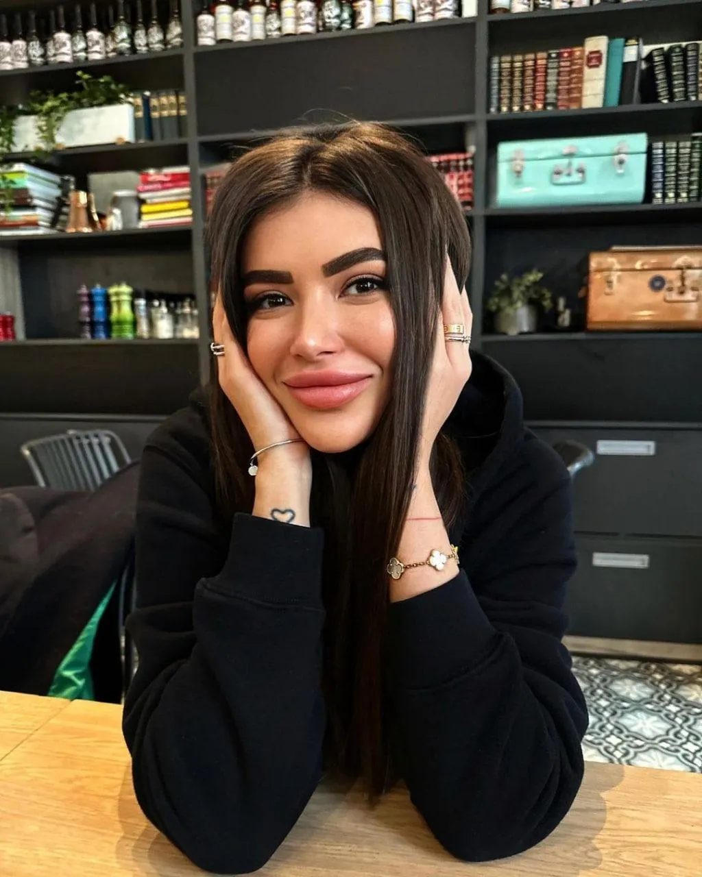 Янина, Рост: 170, Возраст: 24, Вес: 52