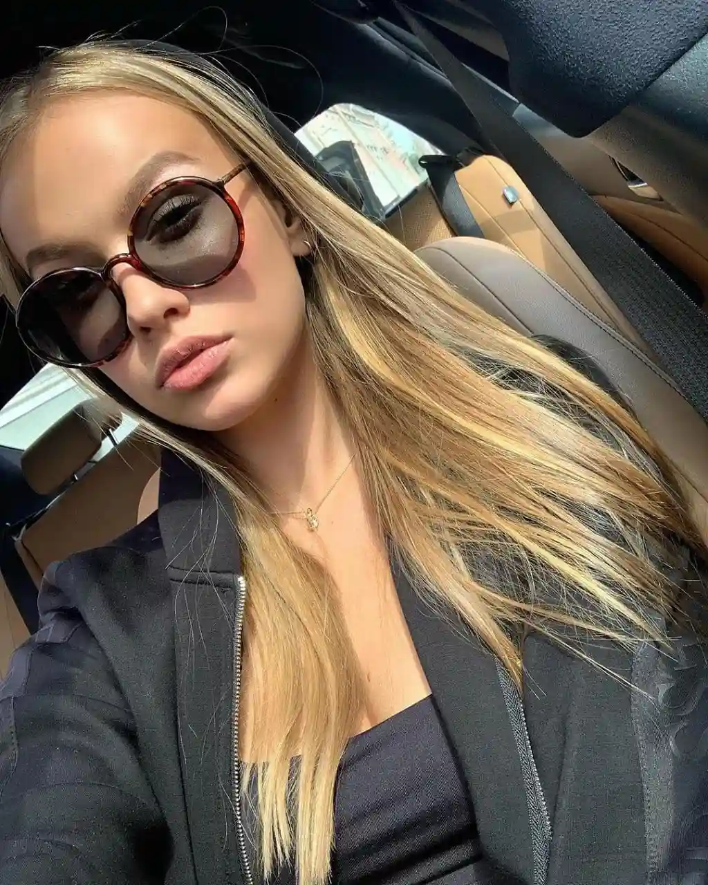 Александра, Рост: 159, Возраст: 22, Вес: 47