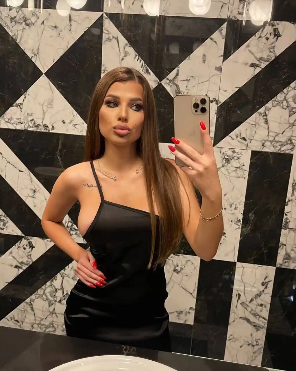 Анна, Рост: 170, Возраст: 23, Вес: 55